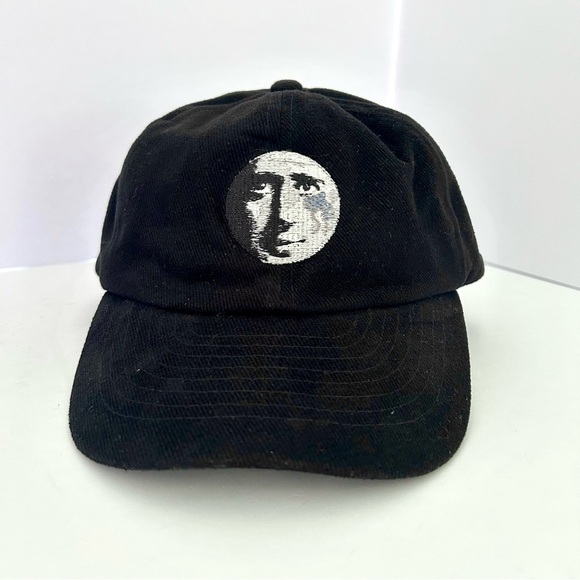 Hat - Picture 8 of 10